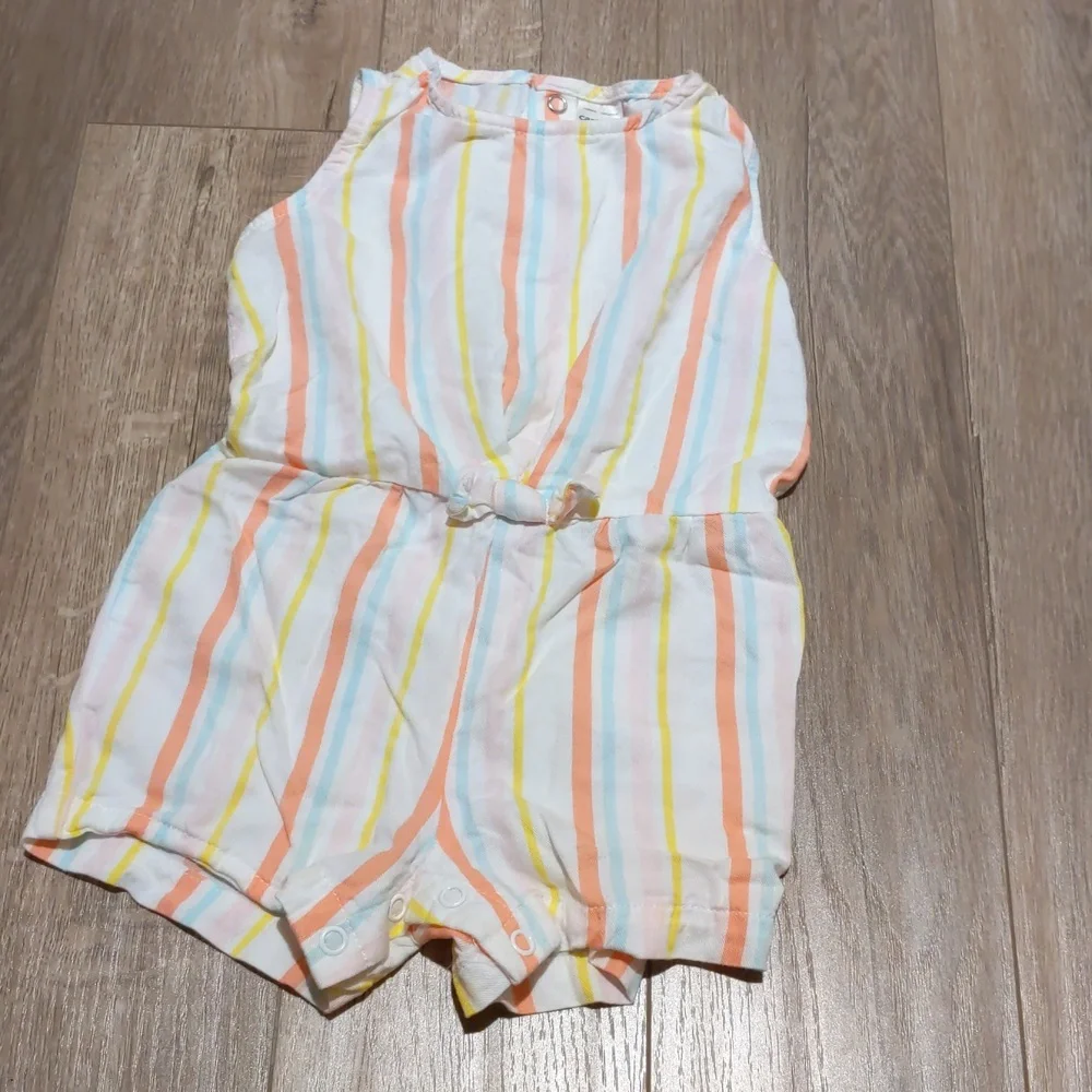 Carter's Rompers - Picture 5 of 5